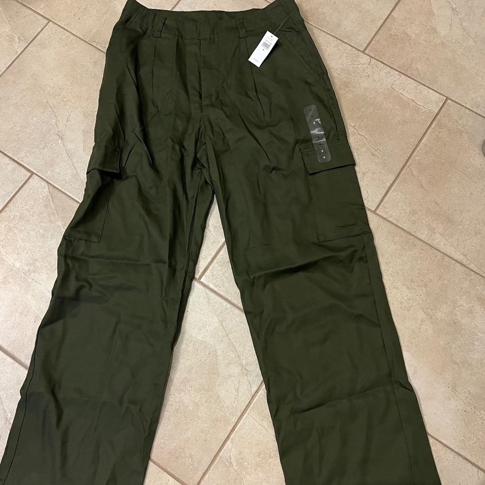 GAP olive pants